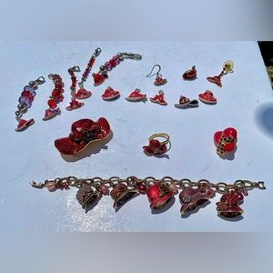 Vintage Red Hat Society Dangle Charm Bracelet 7” + Extras